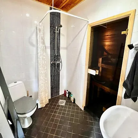 Saunaga Korter Ranna Vahetus Laeheduses Daire *